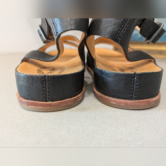 Kork Ease Audrina Sandal in Black Leather - Picture 5 of 10